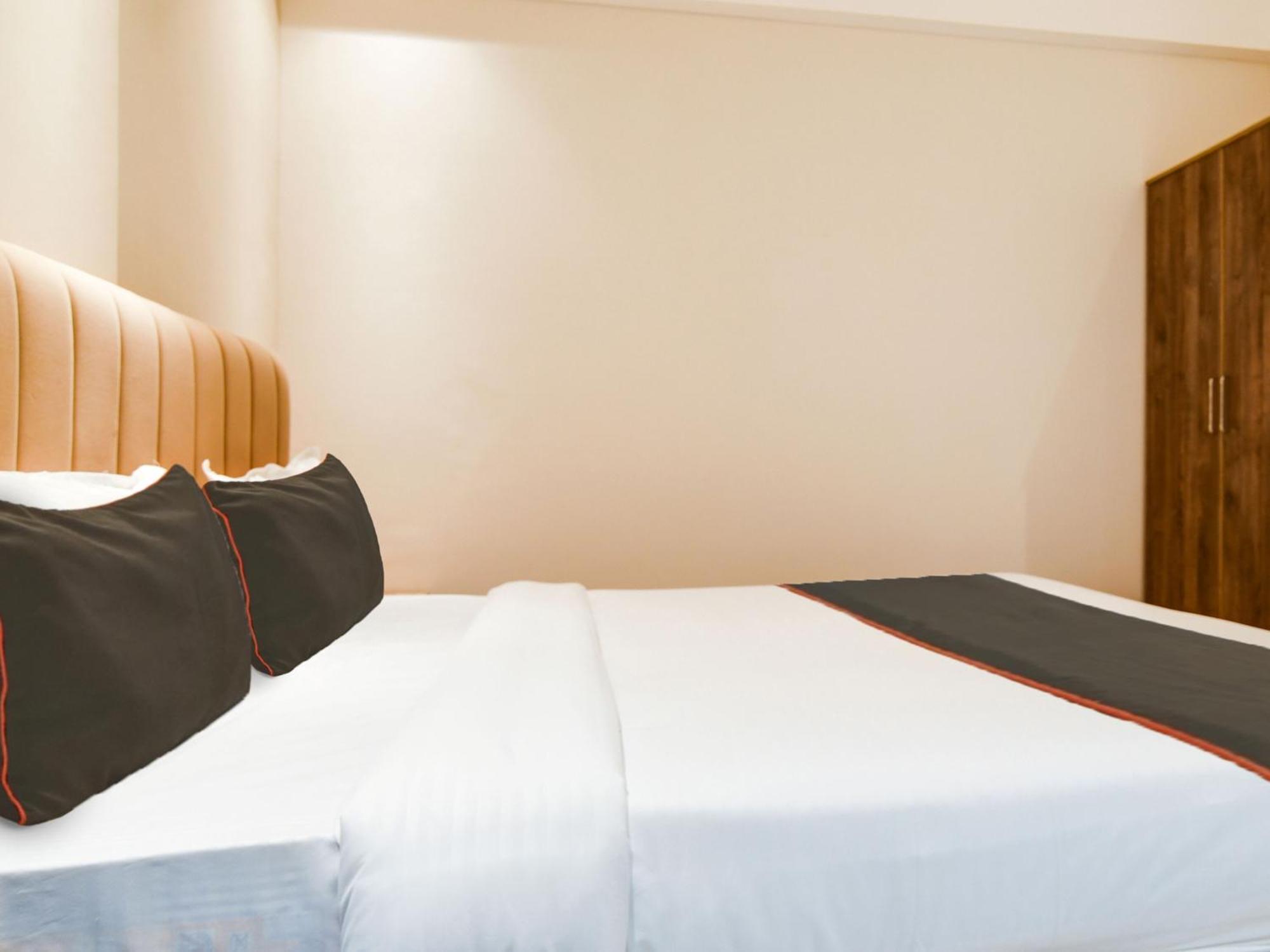 Collection O Hotel Mint Indore Exterior foto